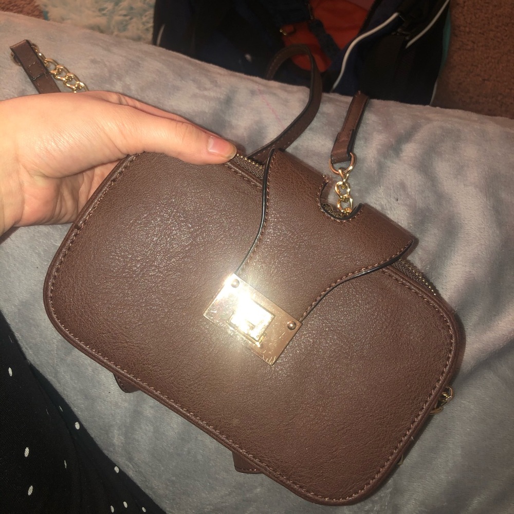 crossbody